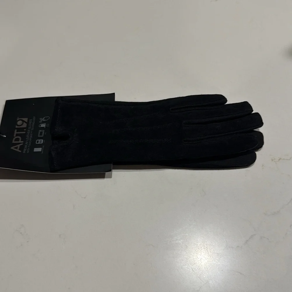 Suede gloves